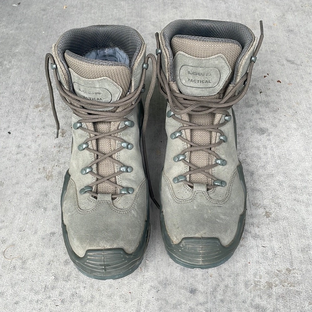 Lowa tactical boots